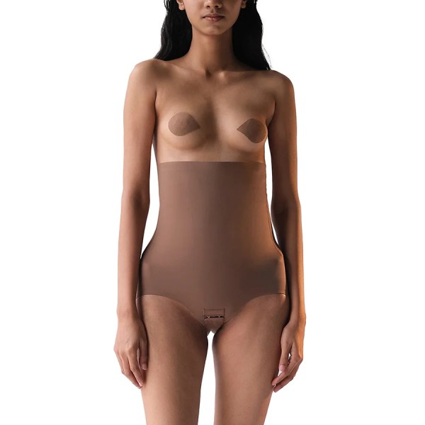 Super Edge women's shaping bodysuit for a sleek silhouette.