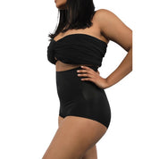 Super Edge shapewear in black, highlighting a stylish silhouette.